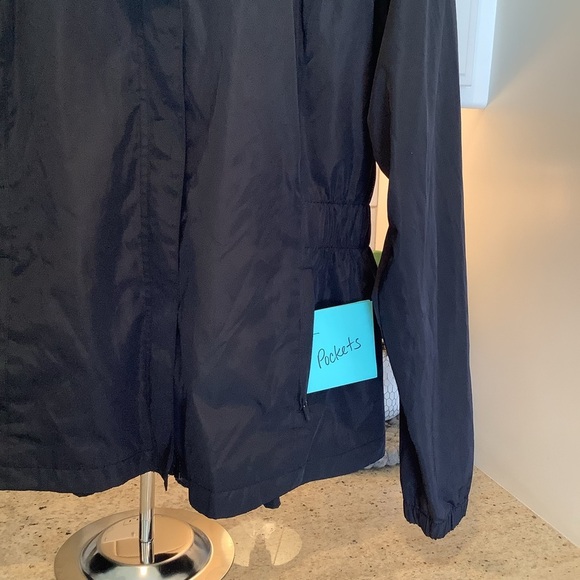 Fila Sport Women's Black Hooded Jacket Size XXL - Picture 3 of 9